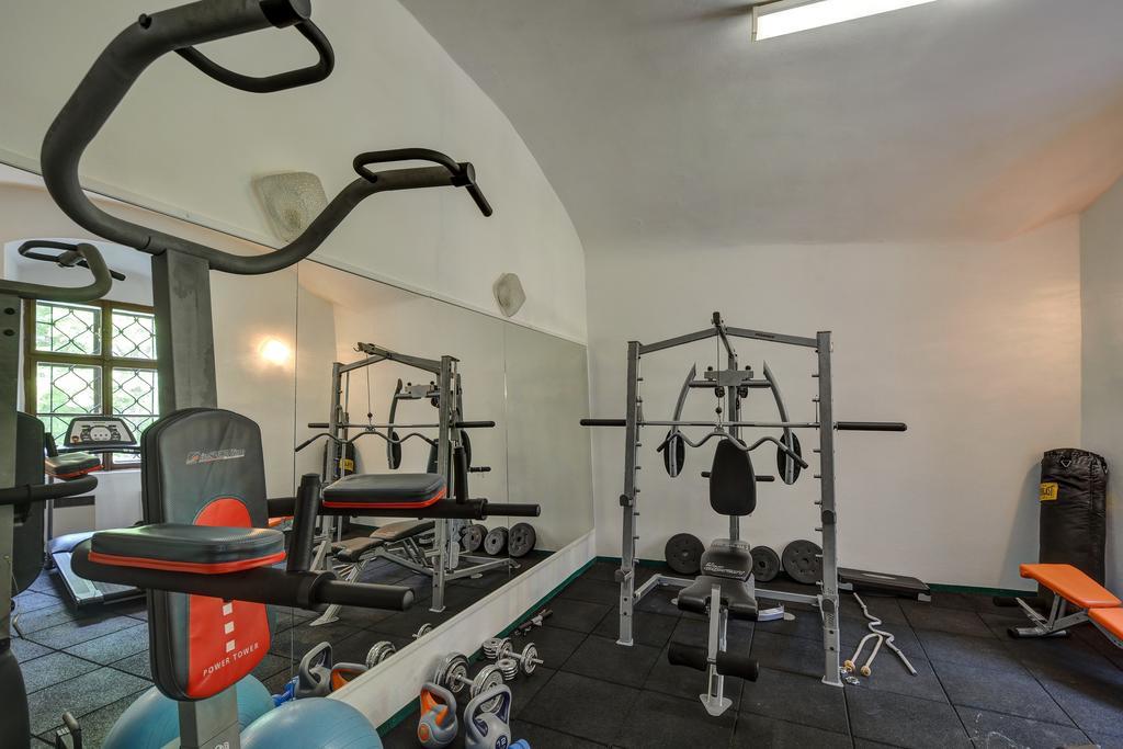 Chateau Hostacov Otel Dış mekan fotoğraf