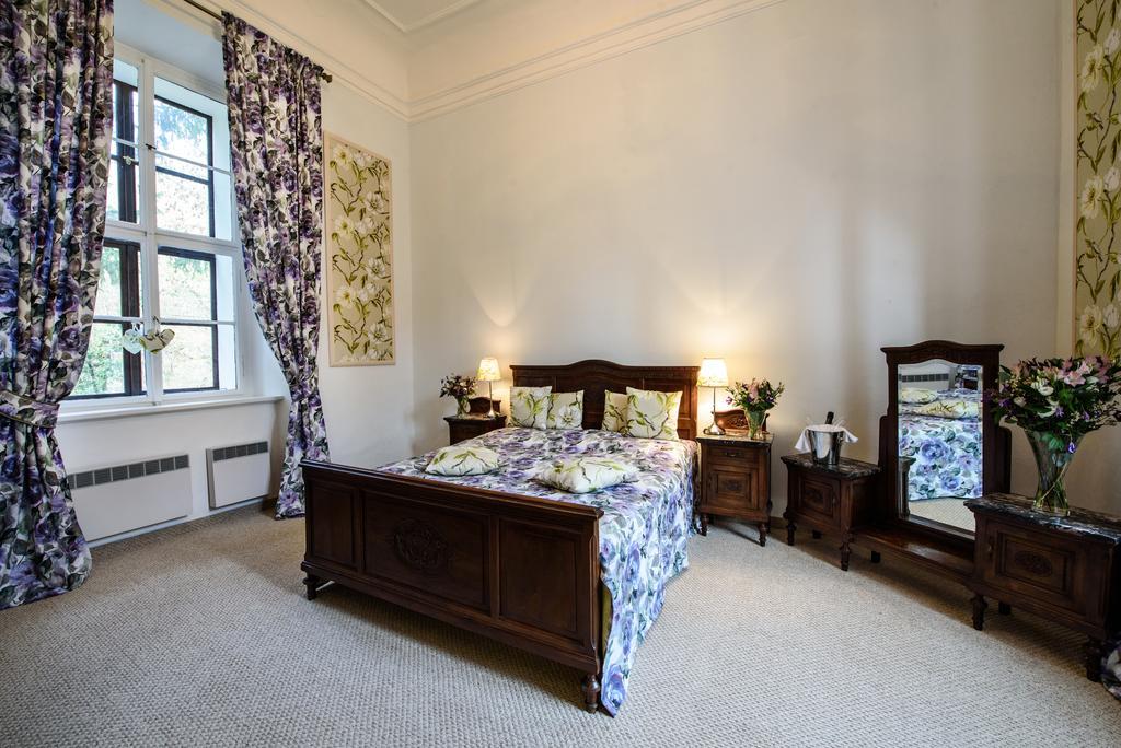 Chateau Hostacov Otel Dış mekan fotoğraf