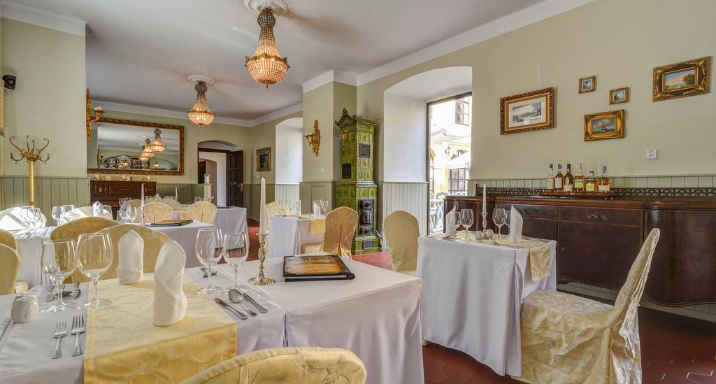 Chateau Hostacov Otel Dış mekan fotoğraf