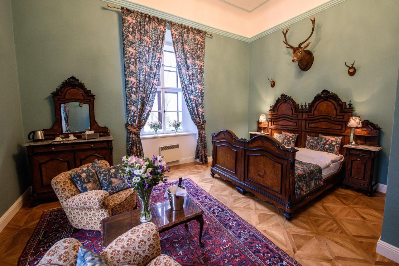 Chateau Hostacov Otel Dış mekan fotoğraf